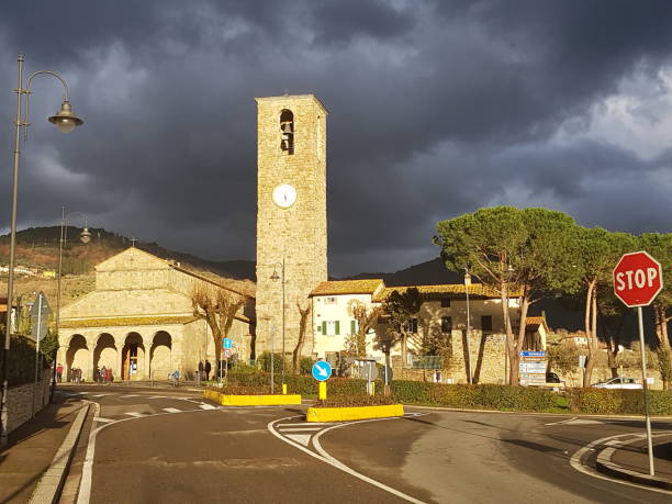 La pieve di San Pietro a Cascia, frazione di Reggello